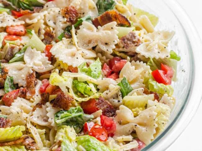 HOMEMADE BLT PASTA SALAD