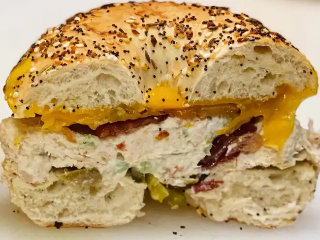 SPICY TUNA MELT