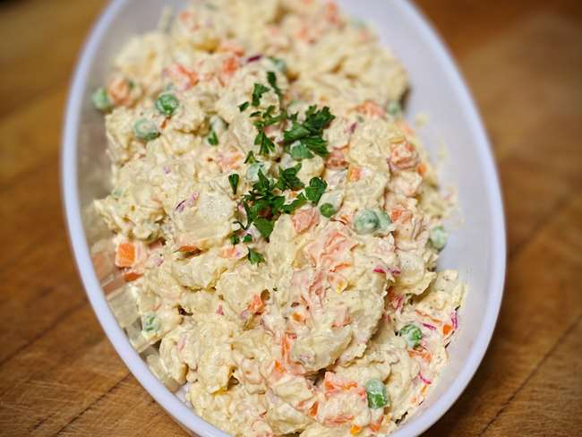 HOMEMADE POTATO SALAD